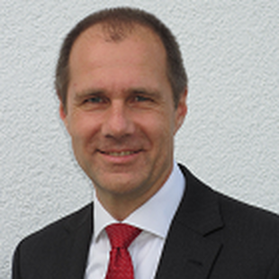 Referent Dipl.-Fw. Martin Henn, Sachgebietsleiter im FA f. Groß- u. Konzernbetriebsprüfung Köln